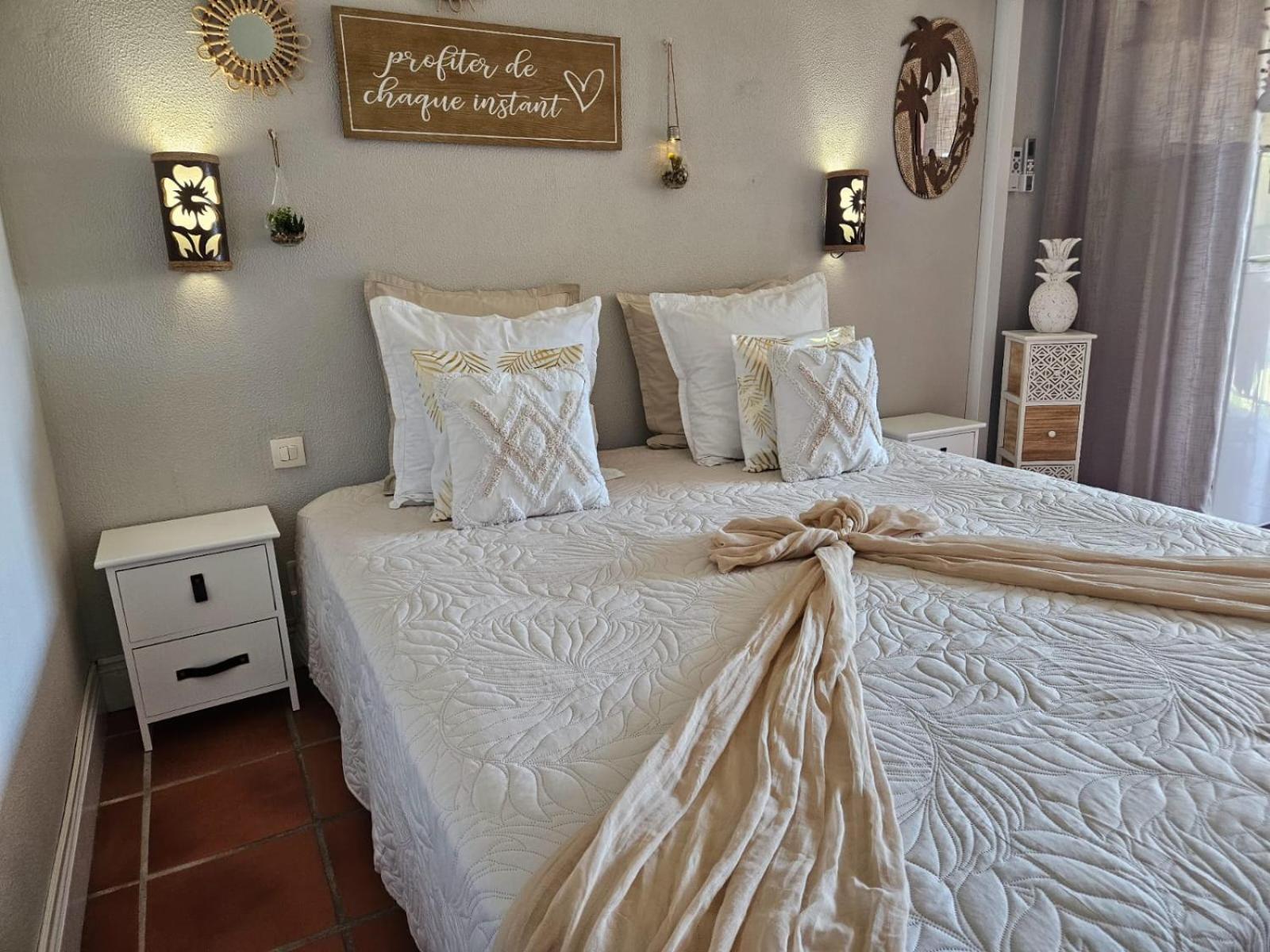 L'Oiseau Du Paradis Vue Mer Studio A Saint Francois A 100 M De La Plage 外观 照片